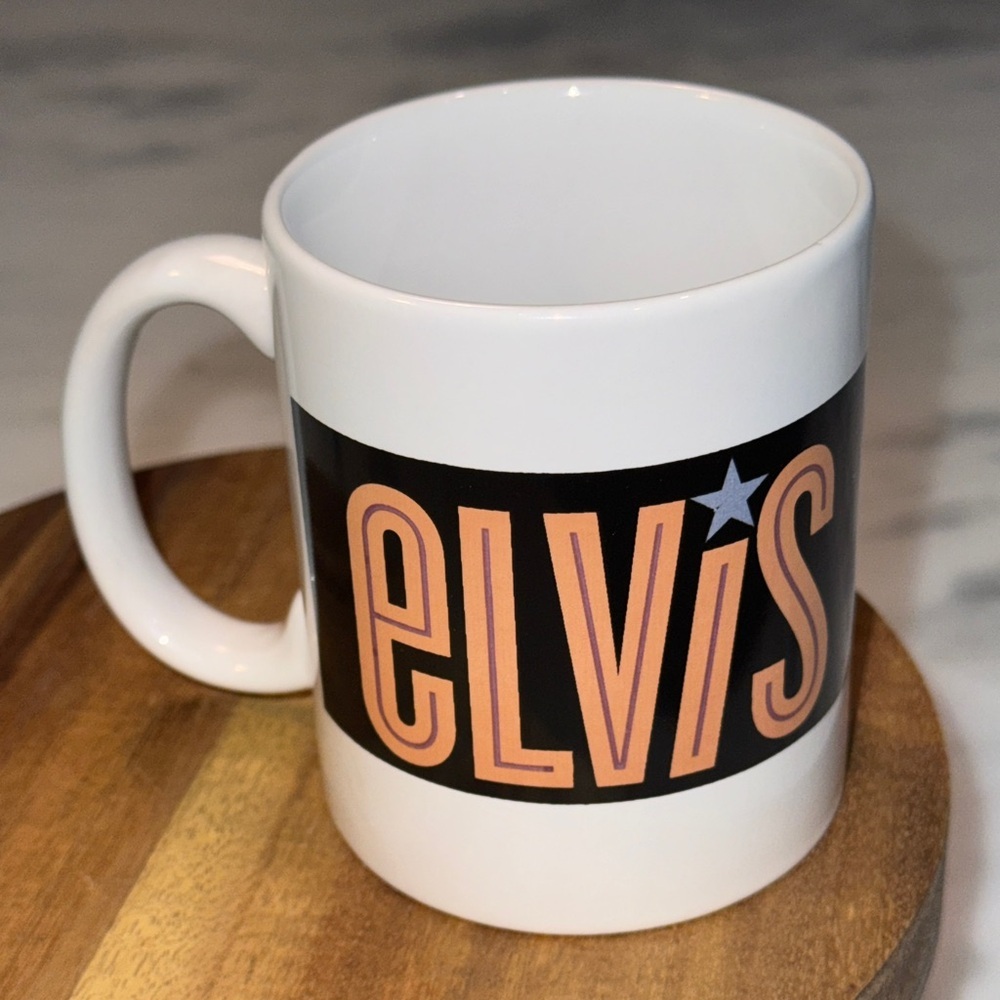 ELVIS Presley w/ retro name and portrait Coffee Mug 2018 Signature Product - Picture 2 of 4